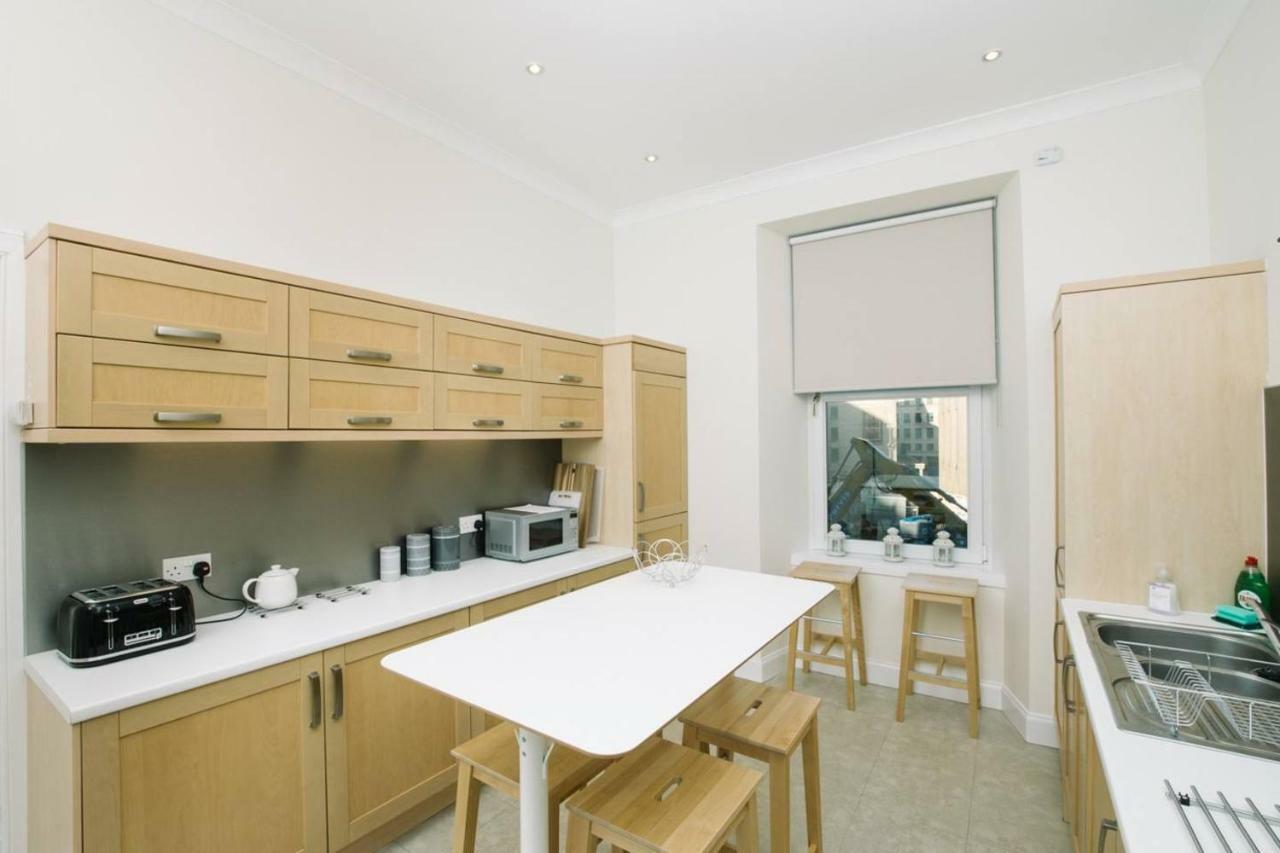 Joivy Great Location! Heart Of City Centre 3Bed Apartment Edynburg Zewnętrze zdjęcie